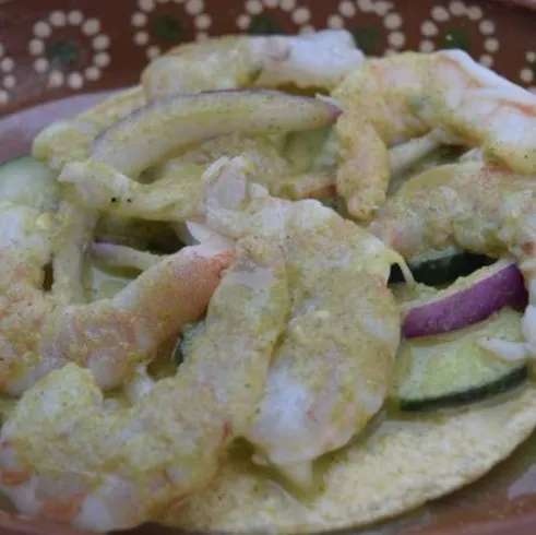 Tostada de Aguachile de Camarón