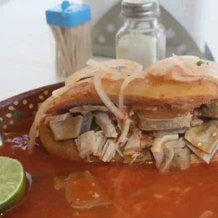 Torta ahogada de buche