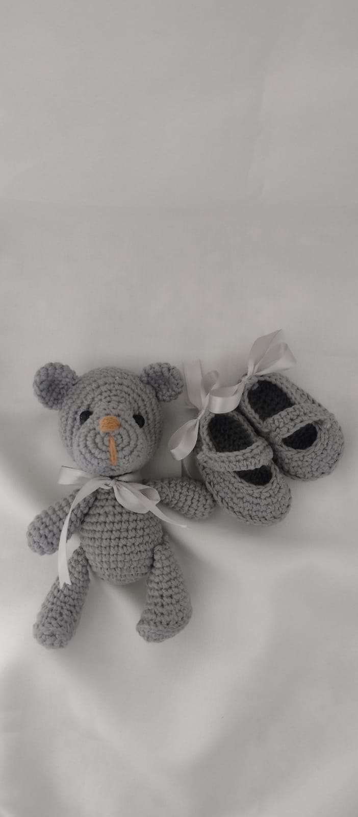 Juego de osito con zapatos en crochet