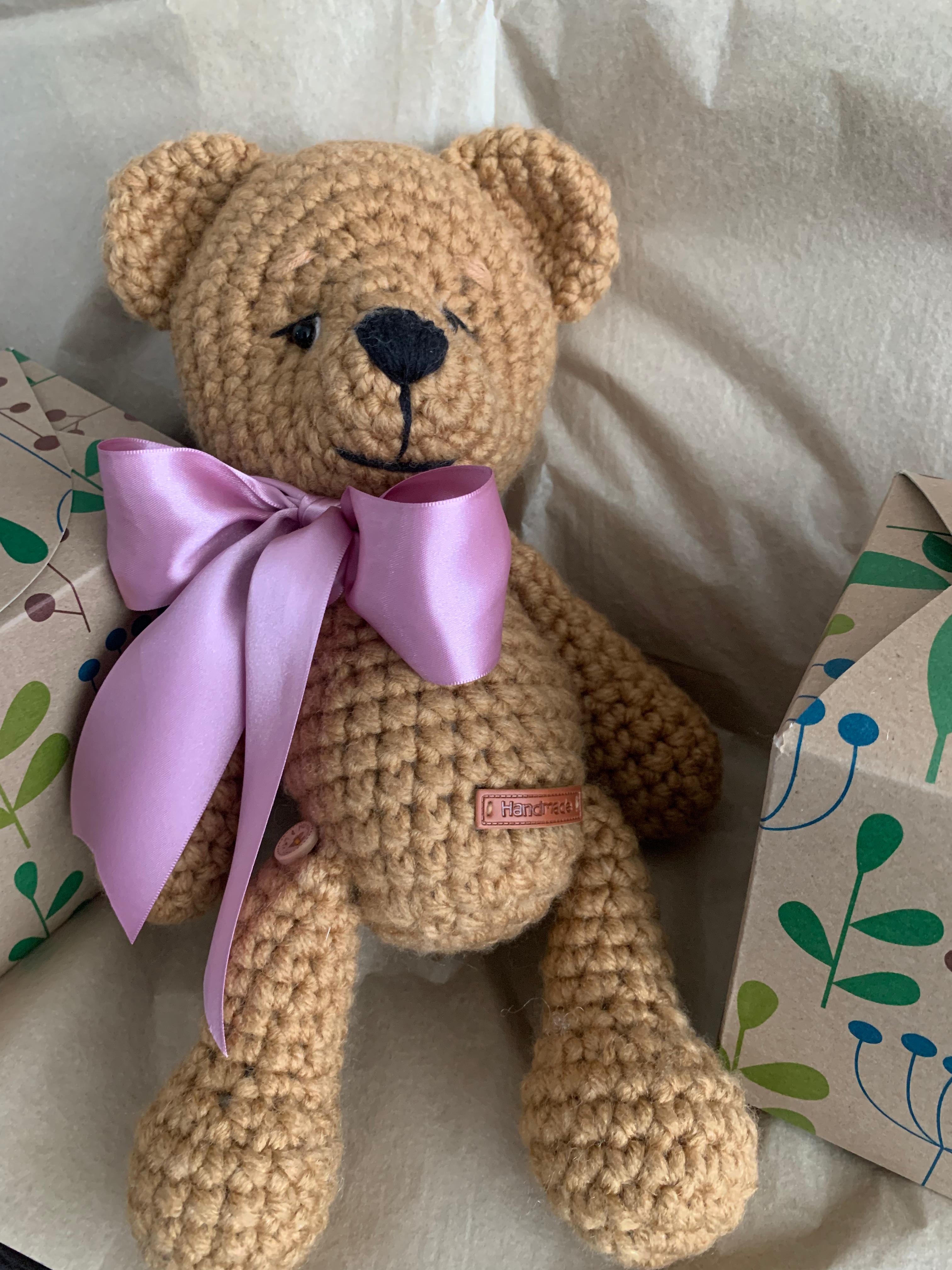 Oso de crochet de 35 cm.